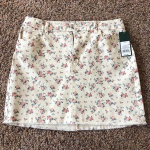 floral skirt